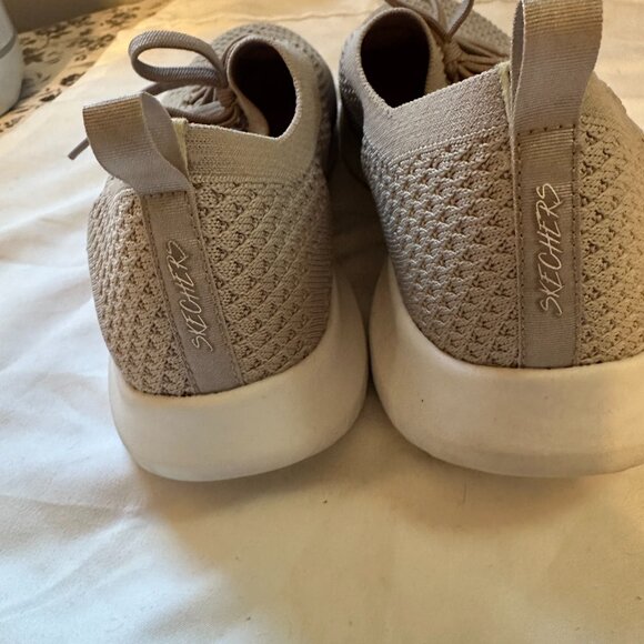 Skechers Women's Size 9 Ultra Flex Taupe Air Cooled Memory Foam Shoes 12539 - Picture 4 of 7